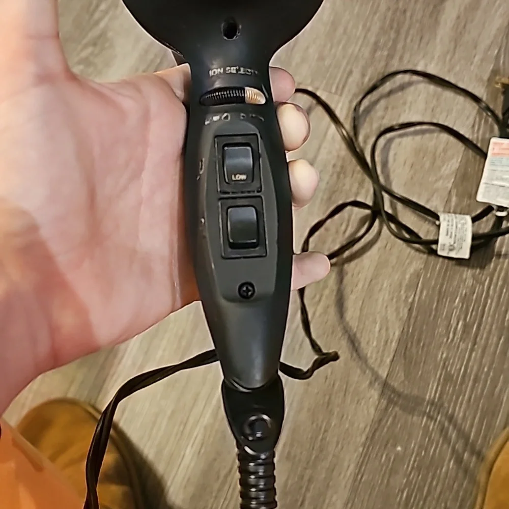 Hot Tools Professional styling ergonomic cleaning